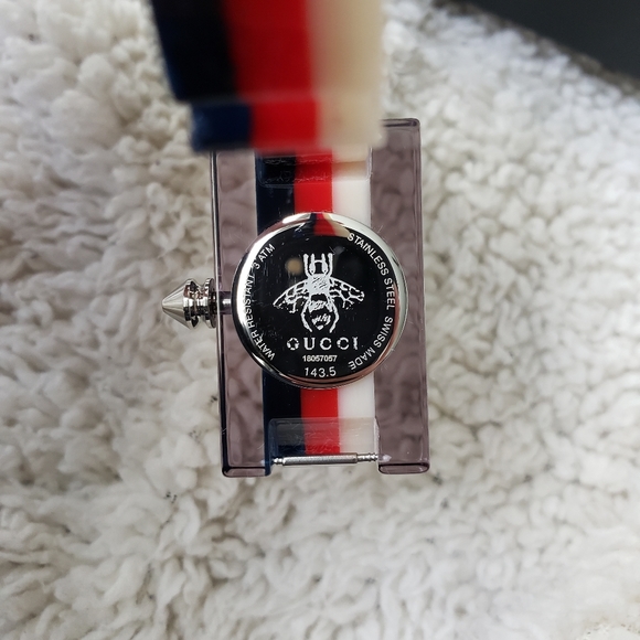 Gucci Mother of Pearl Plexiglass 24mm Quartz Watch Red White Blue - Picture 4 of 7